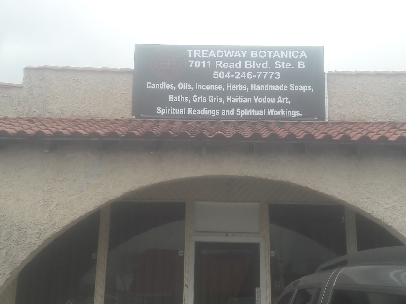 Treadway Botanica storefront sign at 7011 Read Blvd Ste B